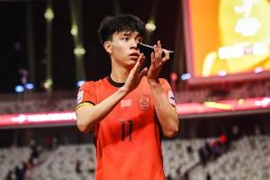韩乔生：国足在狼藉中翻出一粒金子 说不定王钰栋能带出一批才俊