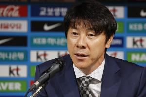 执教国足？相关人士：申台龙并未接到中国足协的任何提议或联系